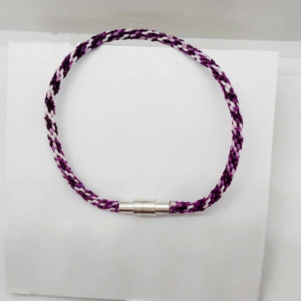 bracelet tissé 8 fils par lestrésorsdeluni