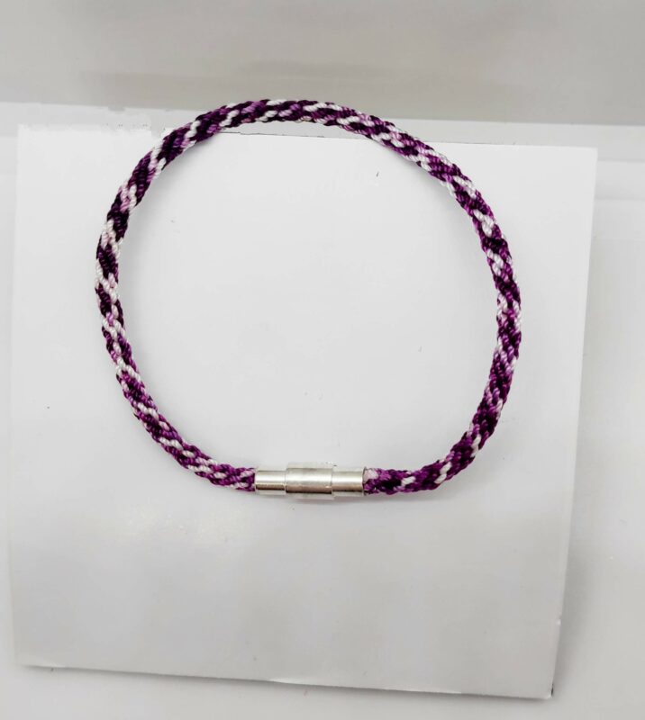 bracelet tissé 8 fils par lestrésorsdeluni